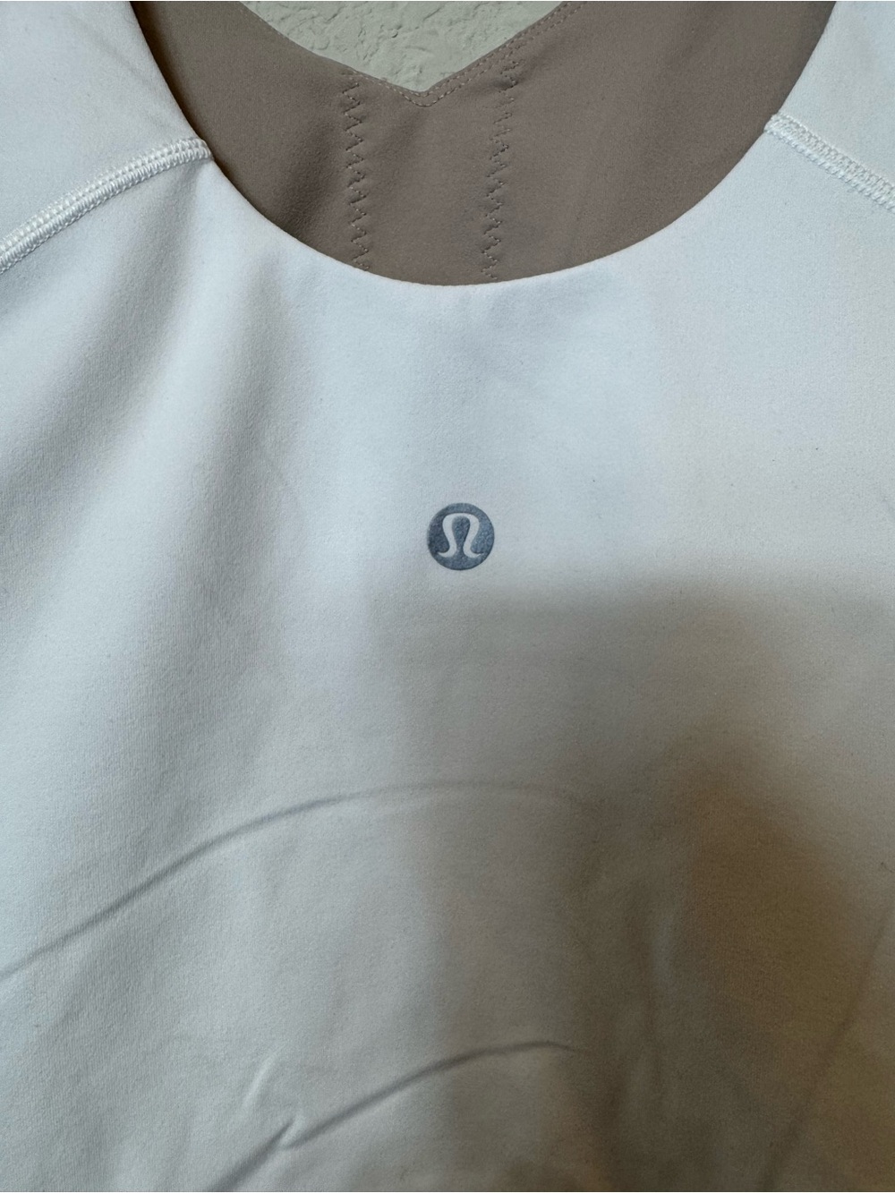Lululemon Align White V-Neck Cropped Tank Top Built-in Bra Light Support size 16 - Picture 5 of 10